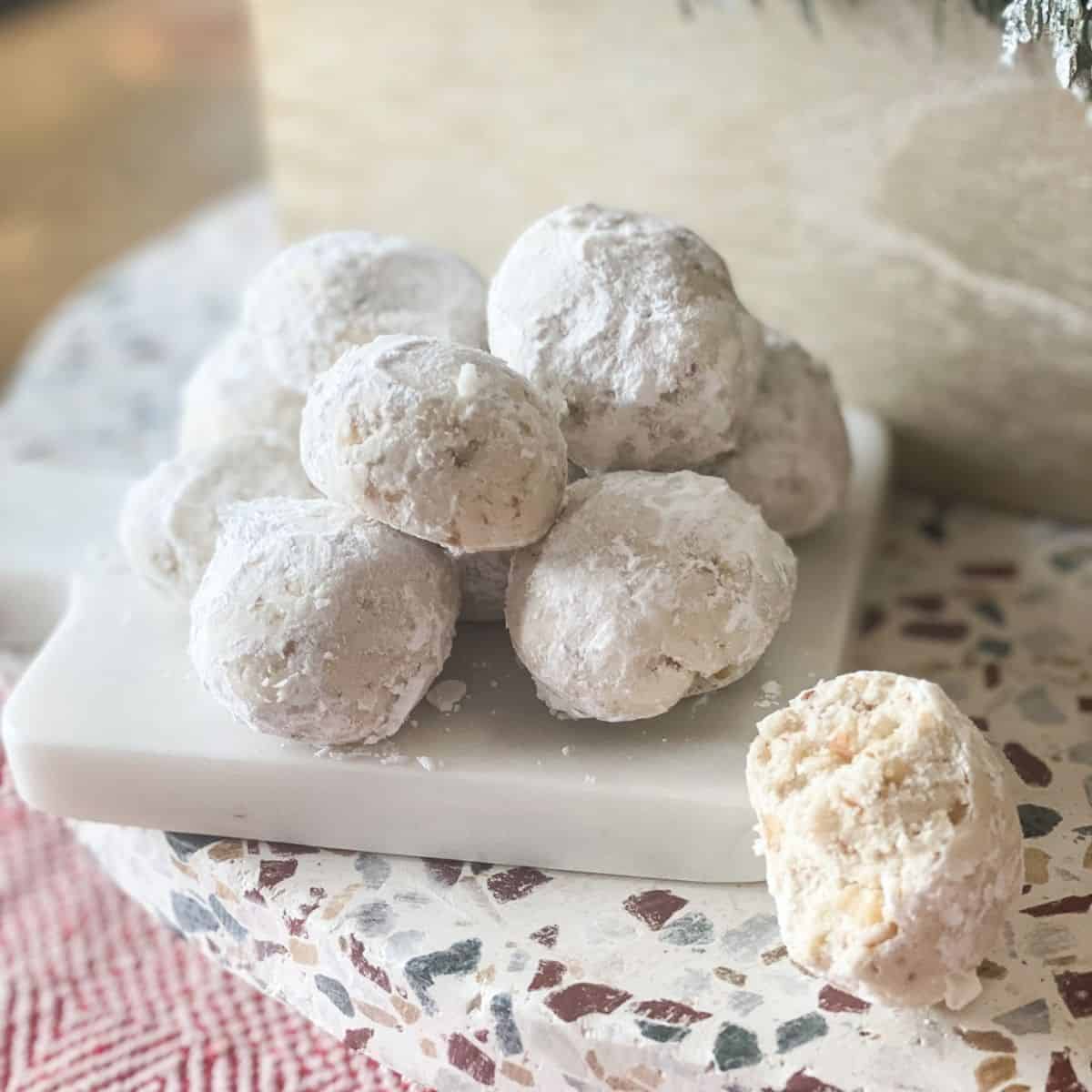 https://www.thisvivaciouslife.com/wp-content/uploads/2016/12/Gluten-Free-Mexican-Wedding-Cookies-square-.jpg