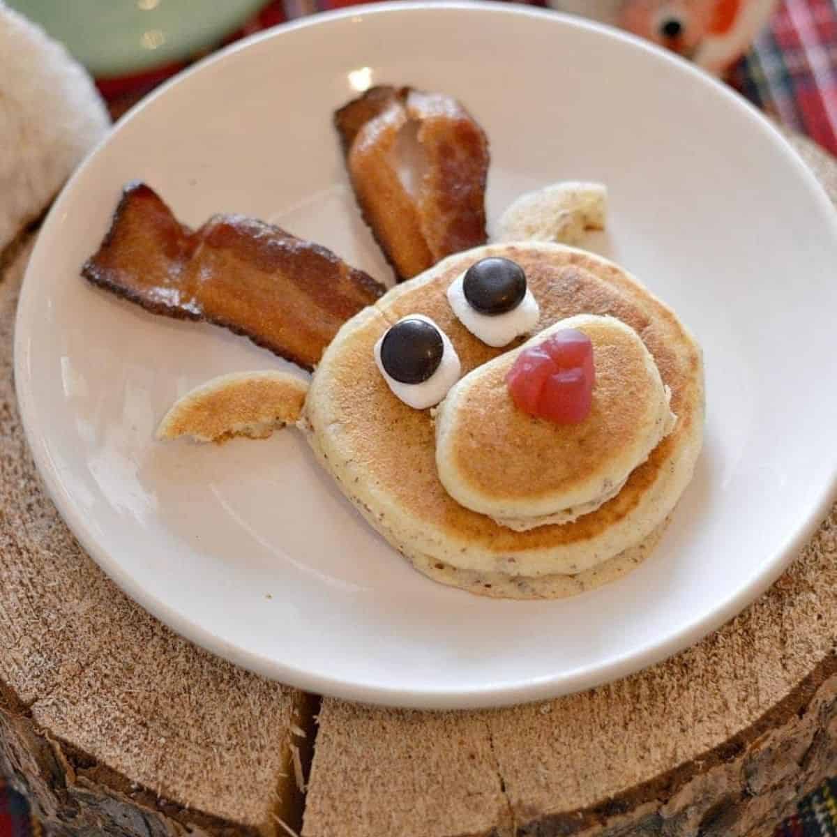 https://www.thisvivaciouslife.com/wp-content/uploads/2017/11/Reindeer-Pancakes-square.jpg